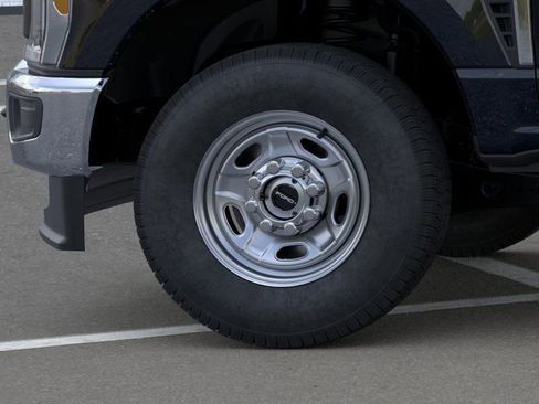 New 2026 Ford F250 XL image 19