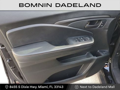 Used 2022 Honda Pilot TrailSport image 14