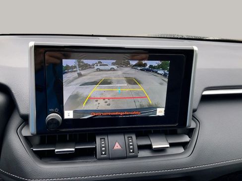 Used 2025 Toyota RAV4 XLE Premium FWD image 29