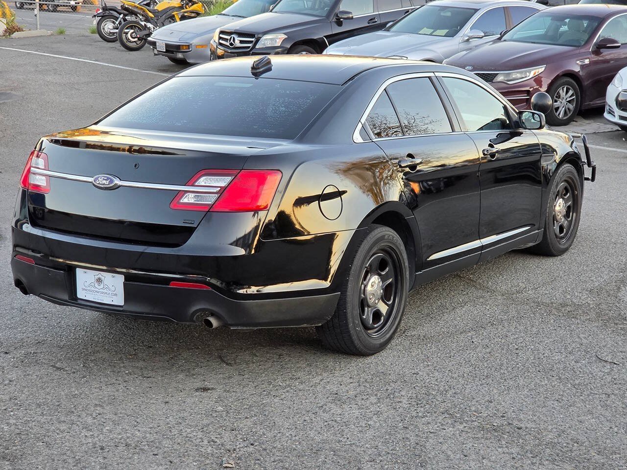 Used 2018 Ford Taurus Police Interceptor AWD image 16