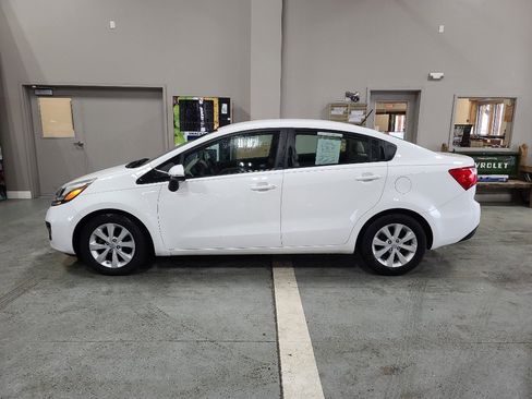 Used 2012 Kia Rio EX w/ Convenience Pkg image 1