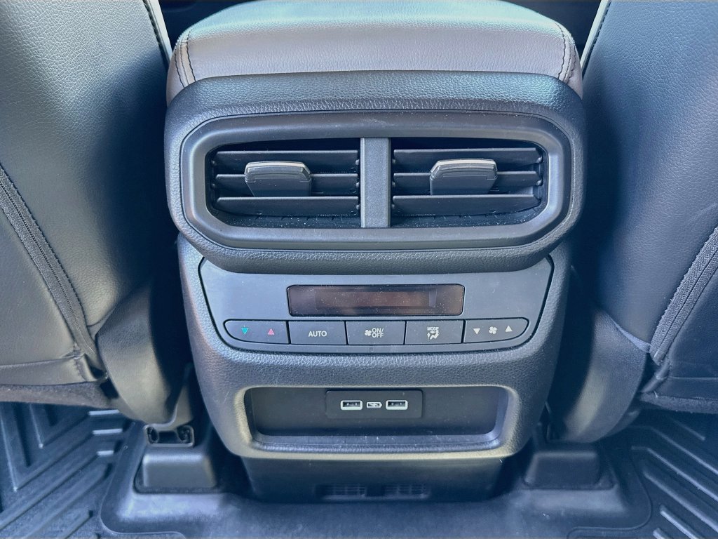 Used 2023 Honda Pilot EX-L image 35