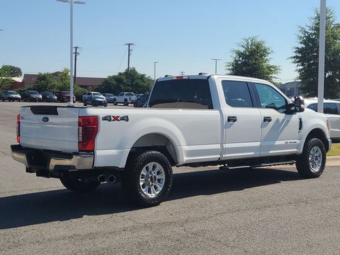 Used 2021 Ford F250 XLT AWD/4WD image 3