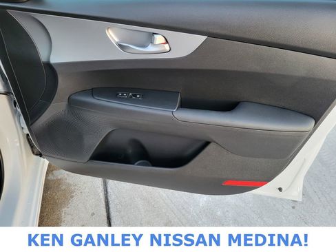 Used 2023 Kia Forte LXS w/ LXS Technology Package image 49