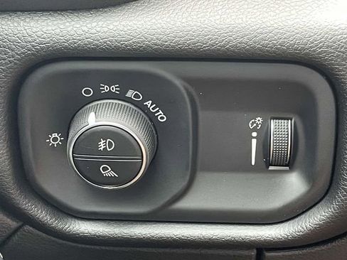 New 2025 RAM 2500 Big Horn image 28