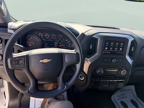 Used 2025 Chevrolet Silverado 2500 Custom w/ Custom Value Package image 19
