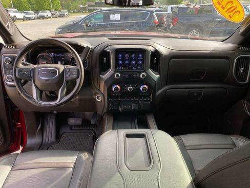Used 2022 GMC Sierra 1500 Denali w/ Denali Premium Package AWD/4WD image 28