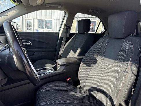 Used 2017 Chevrolet Equinox LT w/ Convenience Package image 14