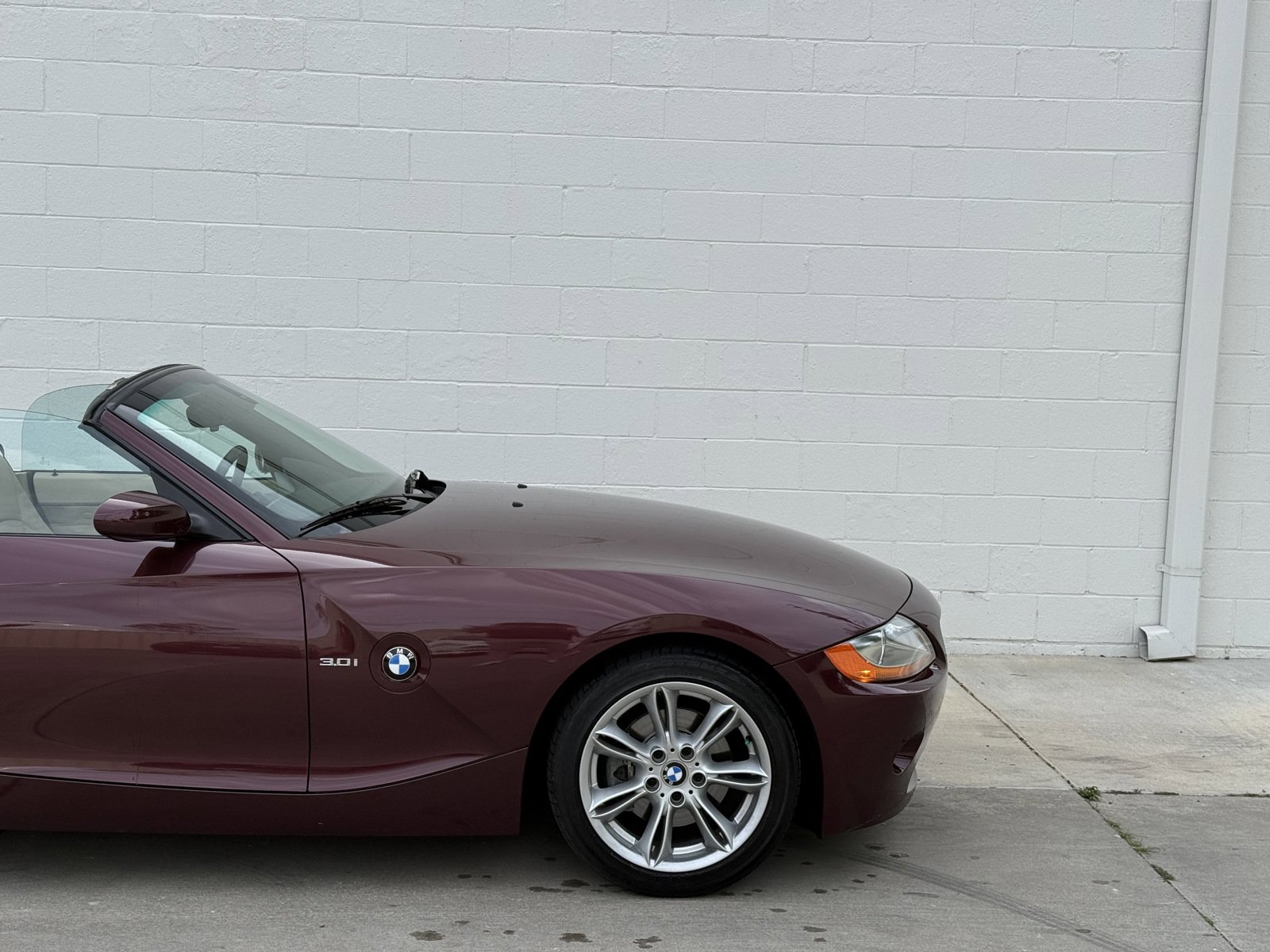 Used 2004 BMW Z4 3.0i RWD image 10