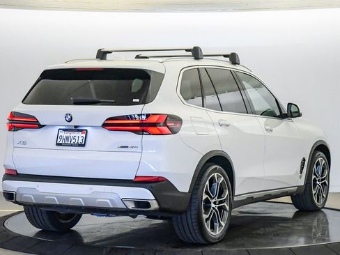 Certified 2024 BMW X5 xDrive40i w/ Premium Package AWD/4WD image 5