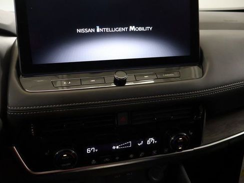 New 2026 Nissan Rogue Platinum AWD/4WD image 18