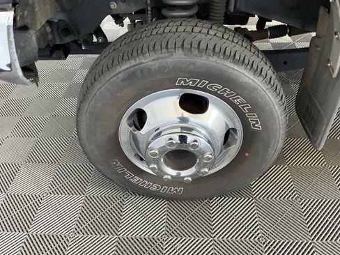 Used 2022 Ford F350 XLT w/ XLT Value Package AWD/4WD image 7