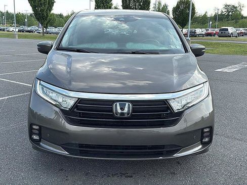 Used 2023 Honda Odyssey Touring image 14