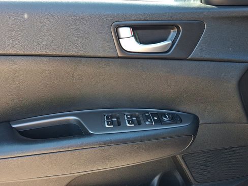 Used 2019 Kia Optima LX FWD image 21