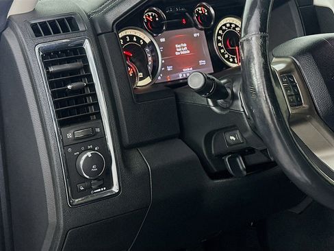 Used 2017 RAM 2500 Laramie AWD/4WD image 16