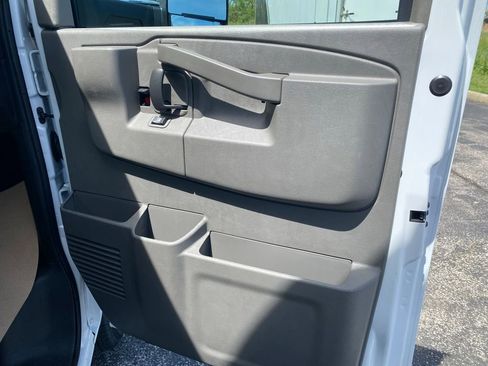 New 2026 Chevrolet Express 3500 w/ Power Convenience Package RWD image 19