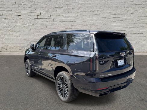 New 2026 Cadillac Escalade Platinum Sport AWD/4WD image 7