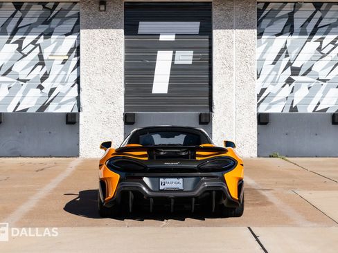 Used 2019 McLaren 600LT image 13