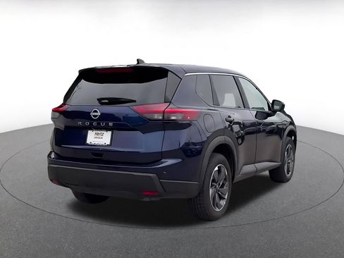 Used 2025 Nissan Rogue SV FWD image 14