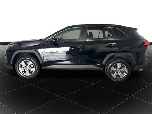 Used 2024 Toyota RAV4 LE AWD/4WD image 2