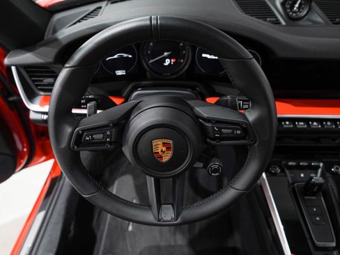 Used 2021 Porsche 911 Carrera RWD image 11
