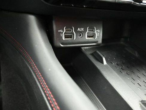 Used 2025 Dodge Durango R/T AWD/4WD image 35