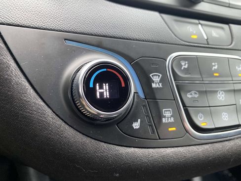 Used 2023 Chevrolet Malibu LT image 23