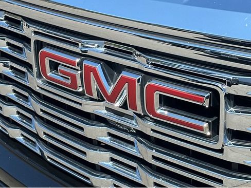 Used 2024 GMC Sierra 1500 Denali AWD/4WD image 37