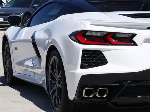 Used 2023 Chevrolet Corvette Stingray Premium Conv image 11