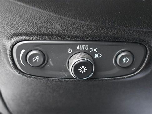 Certified 2020 Chevrolet Equinox LT image 24