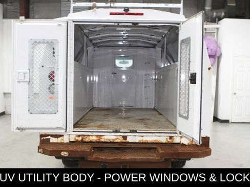 Used 2014 Chevrolet Express 3500 RWD image 33