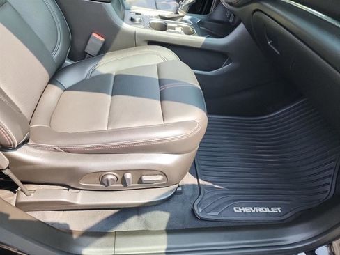 Used 2022 Chevrolet Traverse RS w/ LPO, Floor Liner Package AWD/4WD image 42