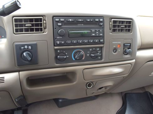 Used 2001 Ford F250 Lariat AWD/4WD image 56