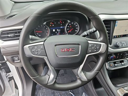 Certified 2022 GMC Acadia SLE w/ Driver Convenience Package image 20