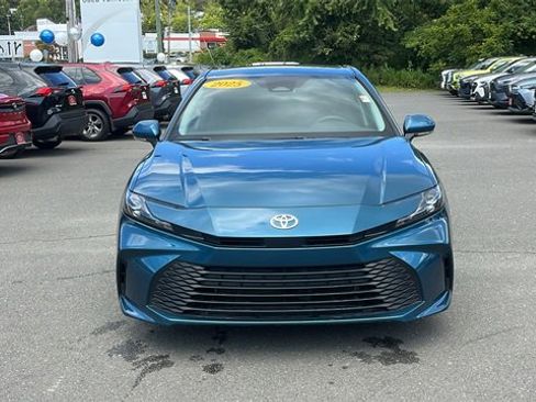 Certified 2025 Toyota Camry LE image 2