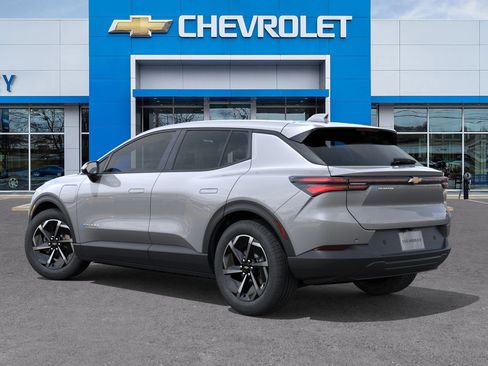 New 2026 Chevrolet Equinox EV LT image 3