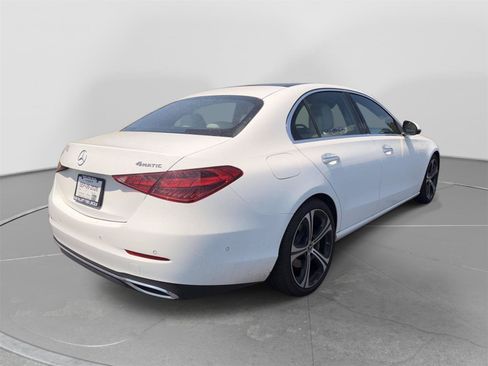 Used 2025 Mercedes-Benz C 300 4MATIC Sedan image 3