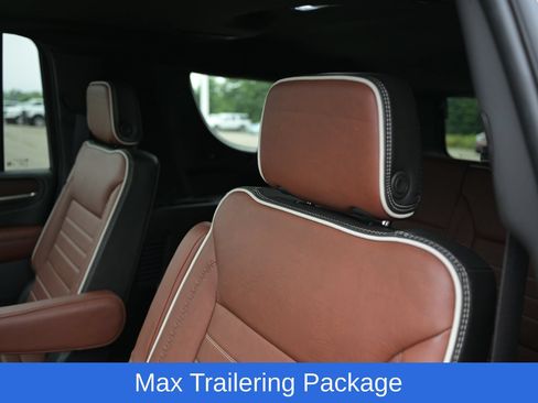 Used 2023 GMC Yukon XL Denali Ultimate w/ LPO, Floor Liner Package AWD/4WD image 33