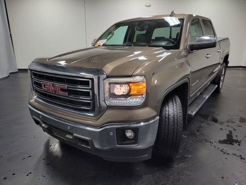 Used 2015 GMC Sierra 1500 SLT w/ SLT Crew Cab Value Package image 5