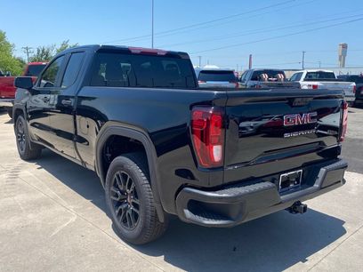 New 2026 GMC Sierra 1500 Pro w/ Graphite Edition