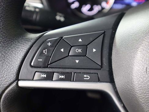 Used 2024 Nissan Altima 2.5 SV image 34