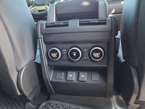 Certified 2023 Land Rover Defender 110 X-Dynamic SE image 20