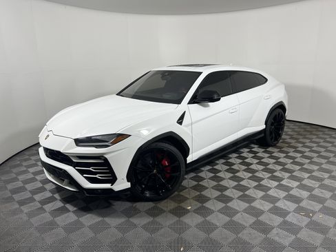 Used 2019 Lamborghini Urus AWD/4WD image 1