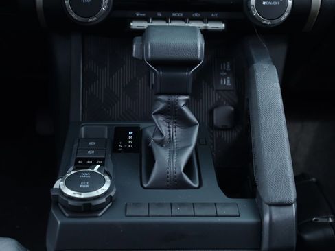 New 2026 Toyota Tacoma SR5 image 32