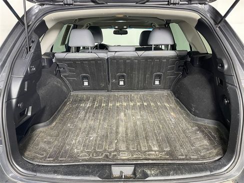 Used 2018 Subaru Outback 2.5i Limited w/ Popular Package #2 image 12