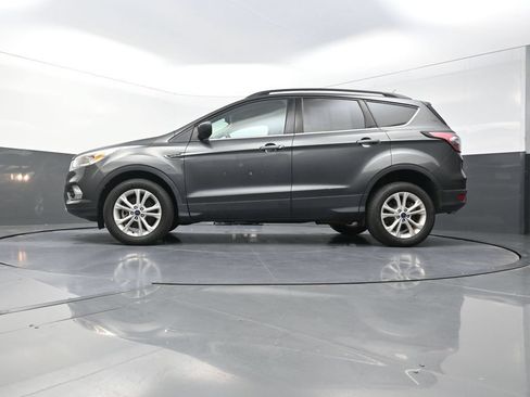 Used 2018 Ford Escape SE AWD/4WD image 26