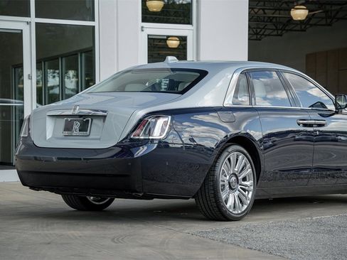New 2025 Rolls-Royce Ghost image 9