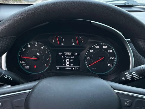 Used 2021 Chevrolet Malibu LS FWD image 15