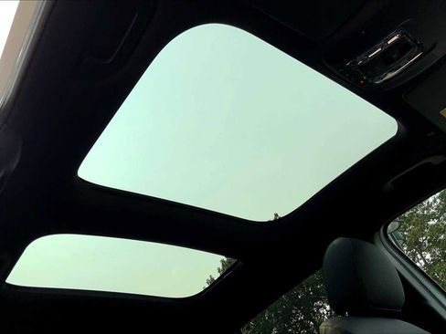 New 2026 Mercedes-Benz GLB 250 4MATIC image 11