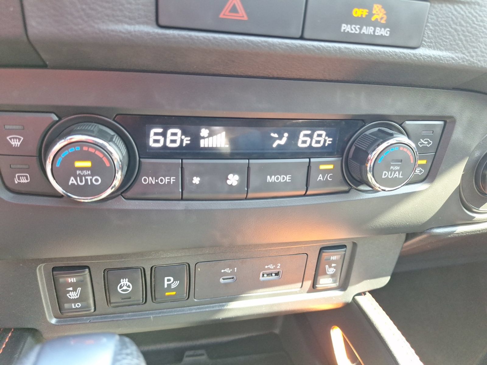 Used 2023 Nissan Frontier Pro-X w/ Pro-X Premium Package RWD image 27